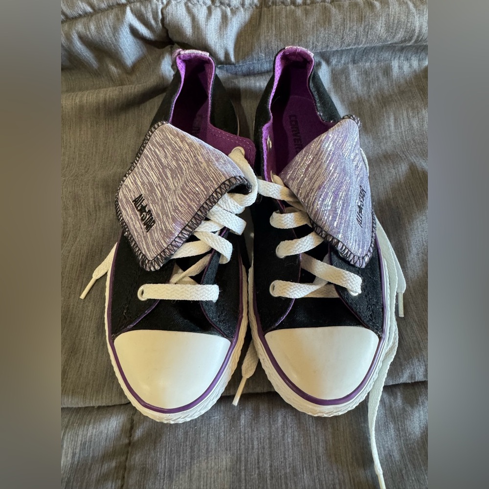 Converse brand new, never worn girls shoes